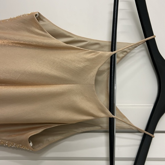 Gorgeous Gold shimmering dress beaded with spaghetti straps size 6 - Picture 6 of 11